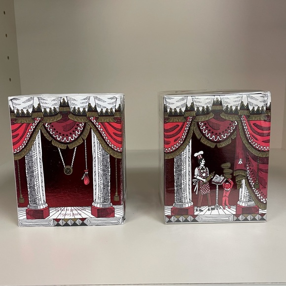 NIB DIPTYQUE “EPICES & DELICES” SCENTED CANDLE 6.5 oz Spice Ginger Holiday Paris - Picture 8 of 10